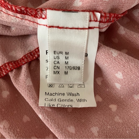 Tiered ruffle dress red with white hearts size medium - Picture 6 of 9